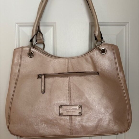 Tignanello Handbags - Stunning Tignanello Handbag